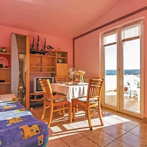 Apartment Zz, Posedarje