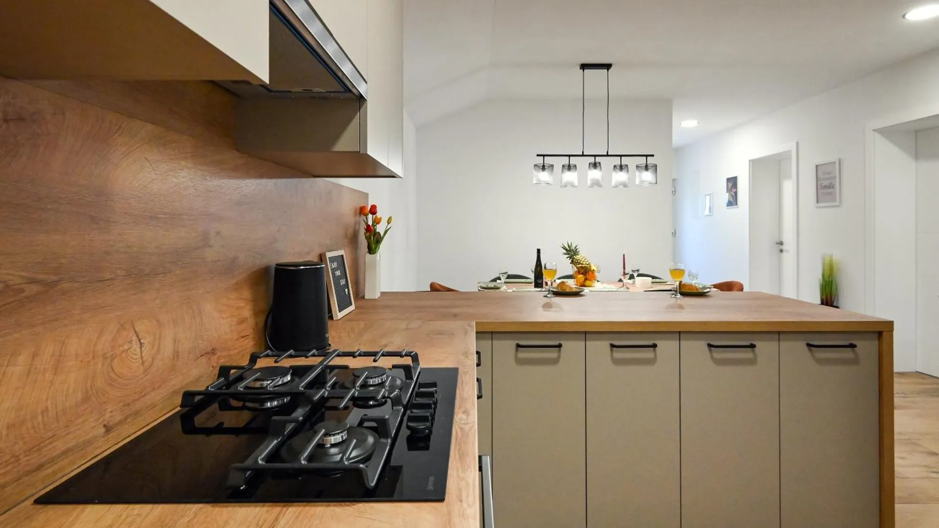 Veliki Apartman Petra Posedarje Lägenhet