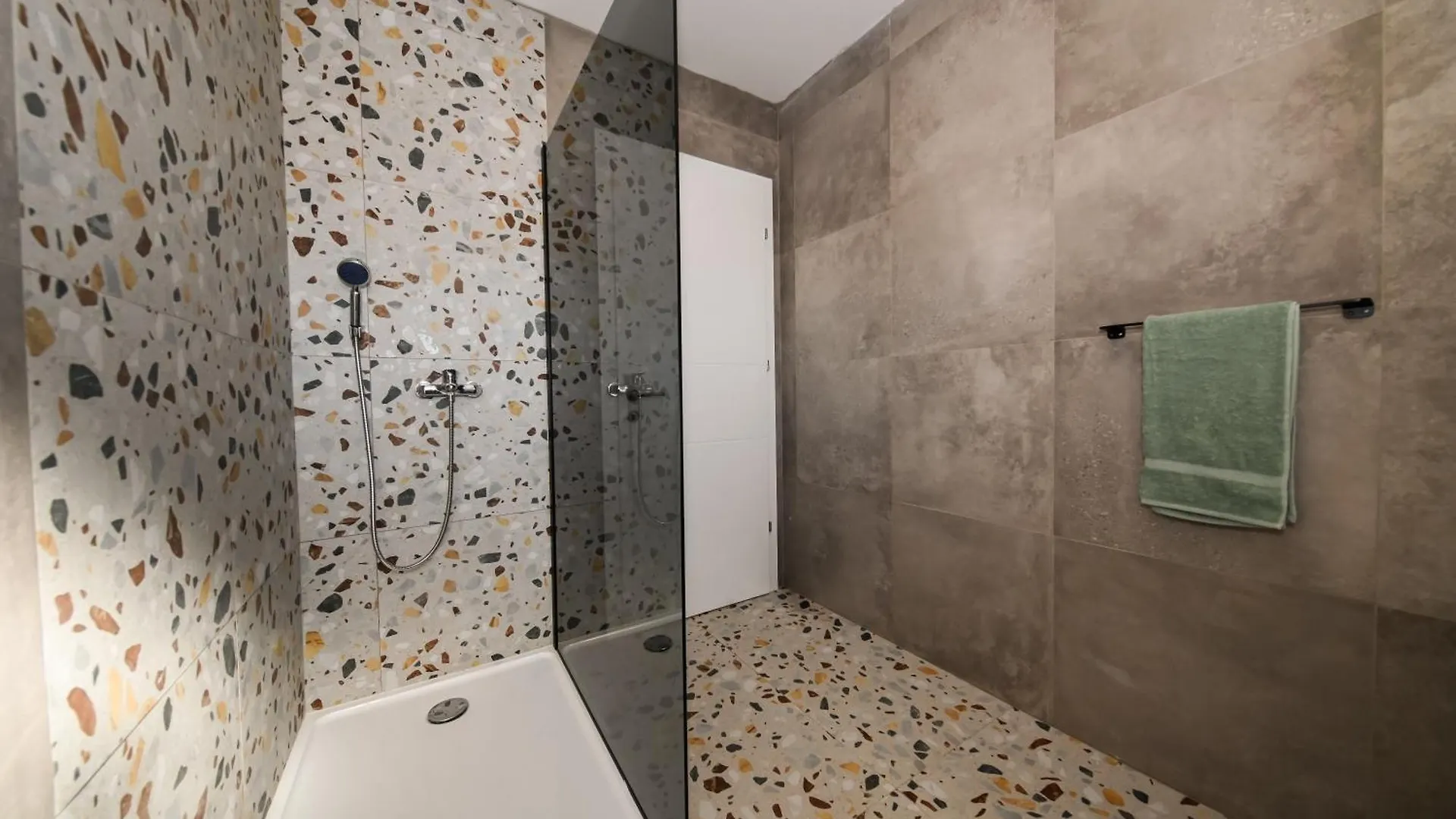 Veliki Apartman Petra Posedarje